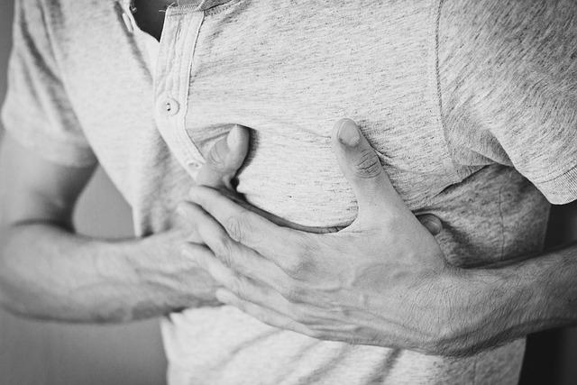 Chest Pain After Wisdom Teeth Removal: Causes and Remedies!