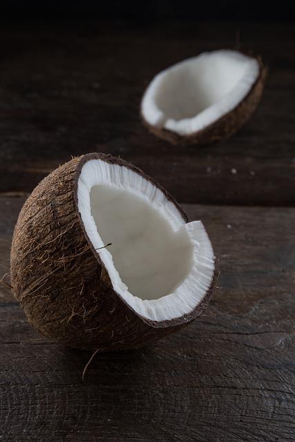 Coconut Pulling Teeth Whitening: Transform Your Smile!