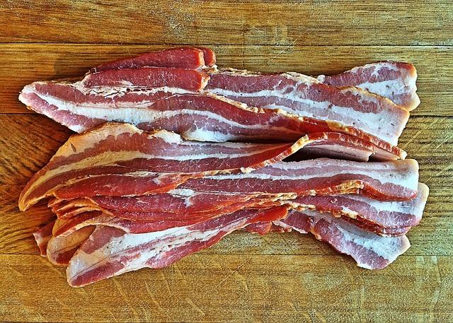Can I Eat Bacon After Wisdom Teeth Removal? Dietary Advice!