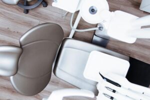 How Do Dentists Remove Tooth Gems? Dental Procedures Discussed! 14 How Do Dentists Remove Tooth Gems? Dental Procedures Discussed!