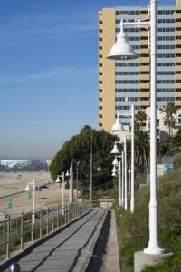 Wisdom Teeth Removal Long Beach CA: Expert Dental Services